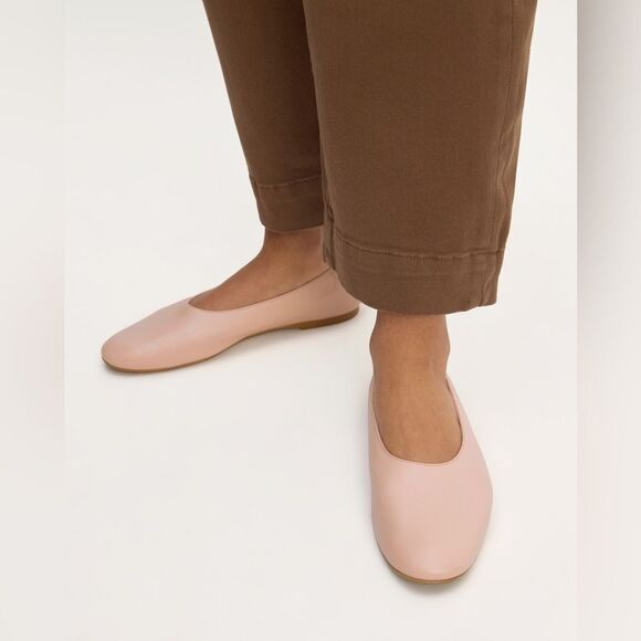 NEW EVERLANE The Day Glove in Pale Pink - Picture 4 of 10